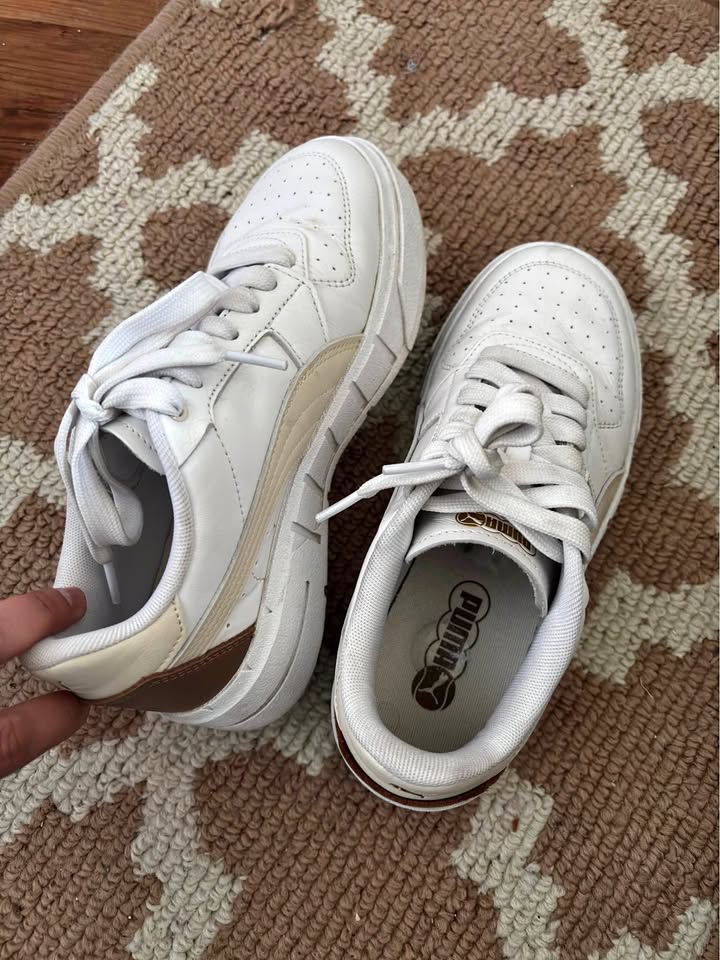 Women shoes