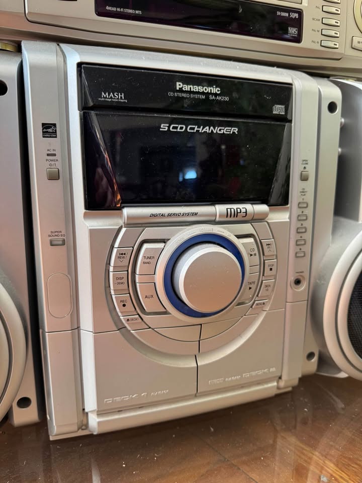 Panasonic 5 CD changer stereo system great condition - photo 4