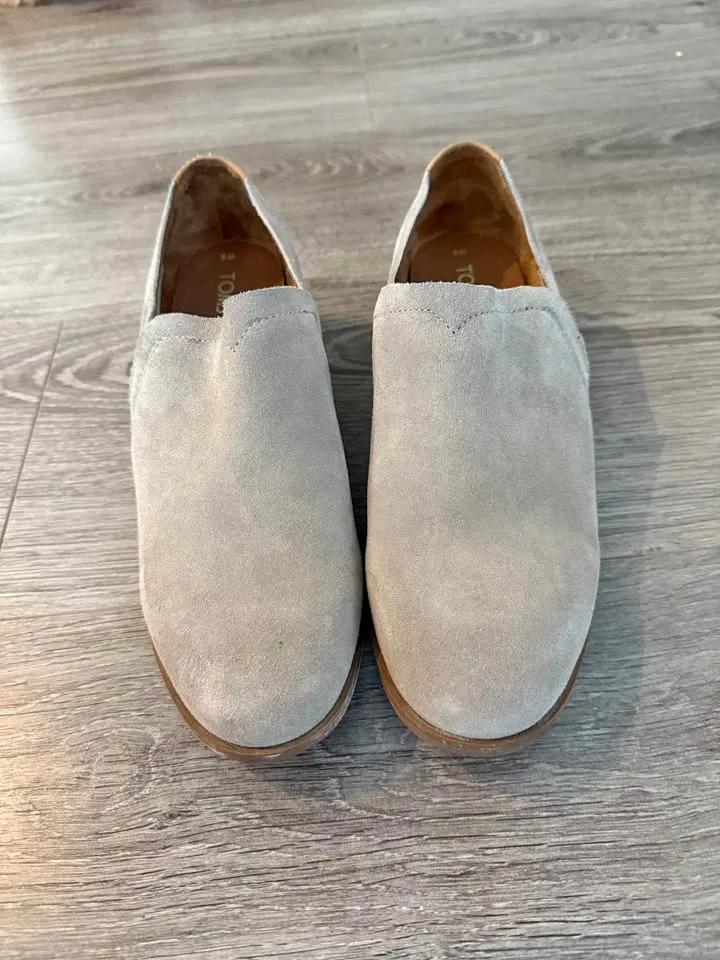 Toms Woman's Shoes sz 8 thumbnail