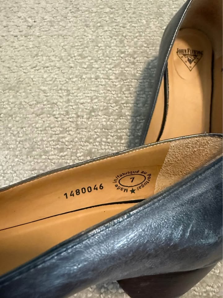 Woman's Fluevog Makena sz 7 - photo 4