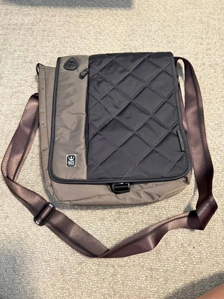 Laptop Tablet KGP messenger Bag thumbnail