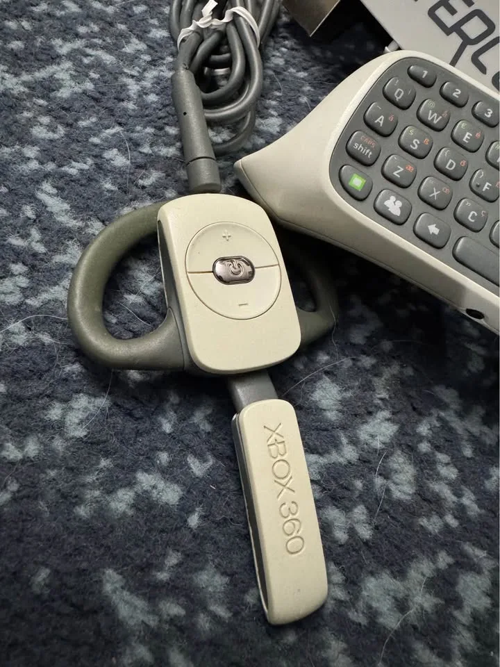 Xbox360 accessories Mic / Chatpad / Intercooler image indicator(3)