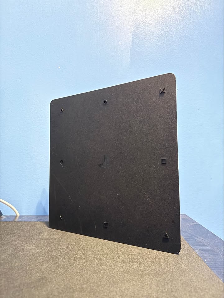 PlayStation 4 SLIM 1TB With 2 Controllers - photo 2