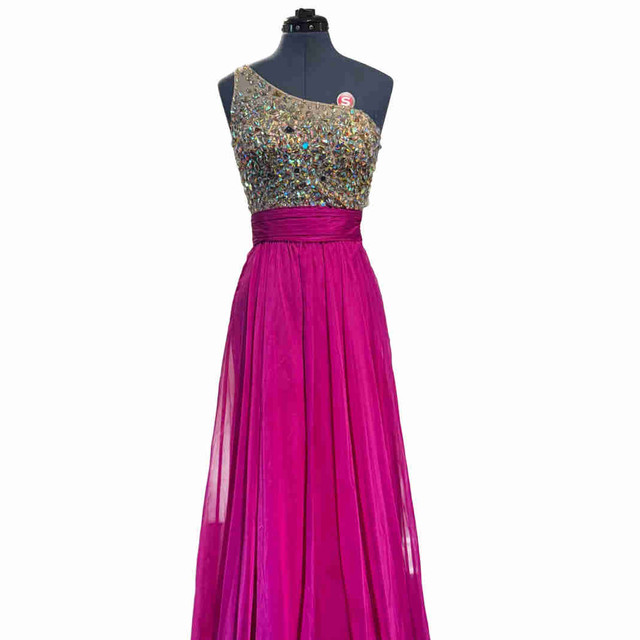 Beautiful ball gown for any formal occasion