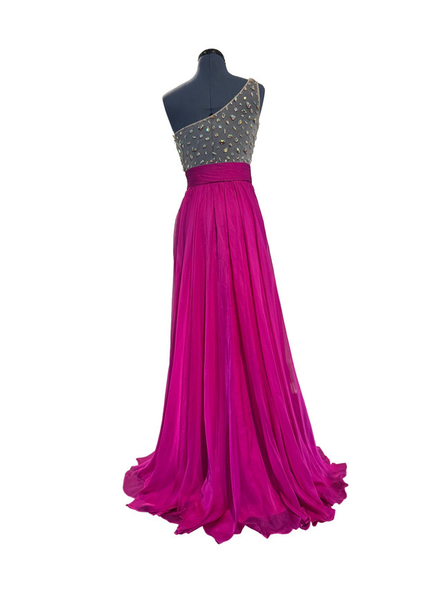 Beautiful ball gown for any formal occasion - photo 2