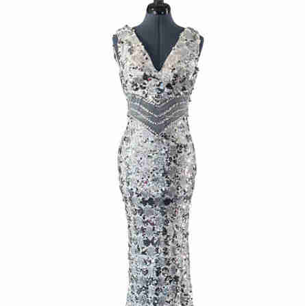 Beautiful ball gown for any formal occasion