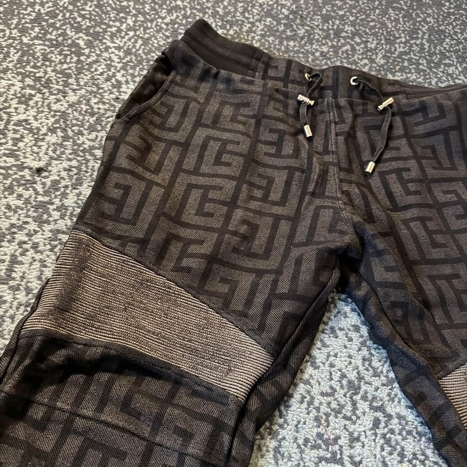 Balmain XL Joggers / Swearpants - photo 3