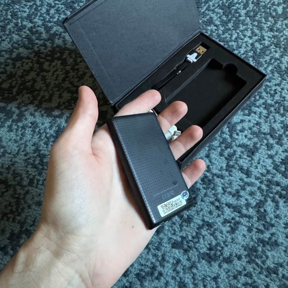 Brand new mini phone accepts SIM cards - photo 4