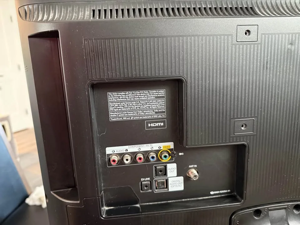 Samsung 27" TV Sony Bluray Amazon Echo and Apple TV image indicator(5)