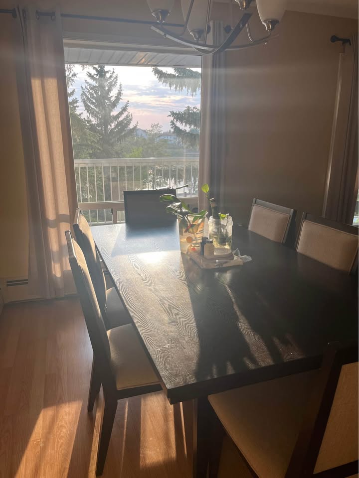 Dining table - photo 3