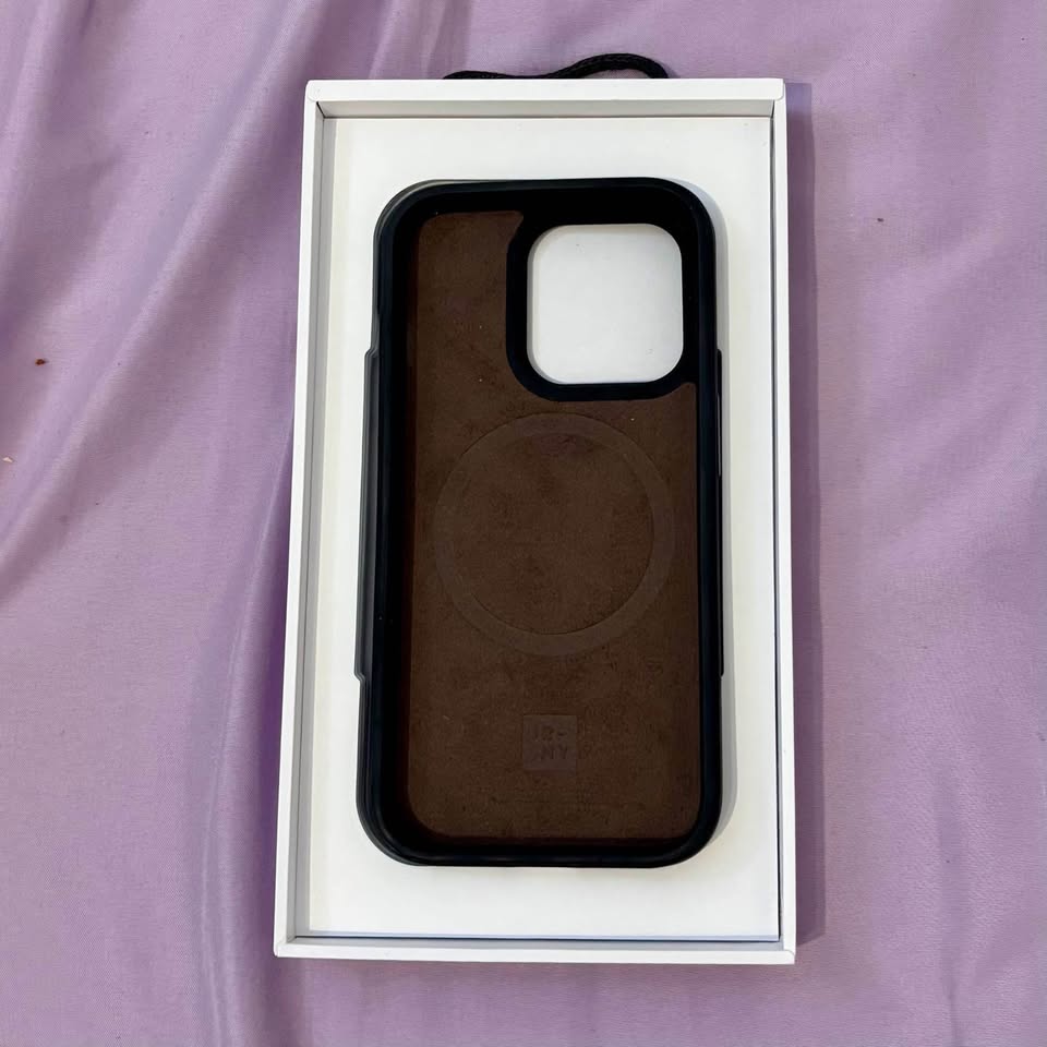 Journey Vegan Leather iPhone 15 Pro Case (New in Box) - photo 2