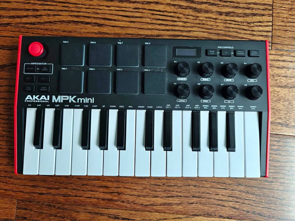 Akai Professional MPK Mini MK3 Moving out sale!!!