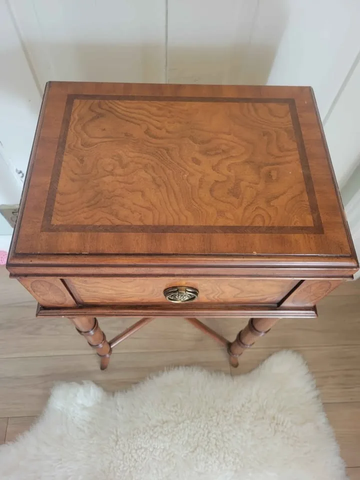 Ethan Allen side table vintage image indicator(4)