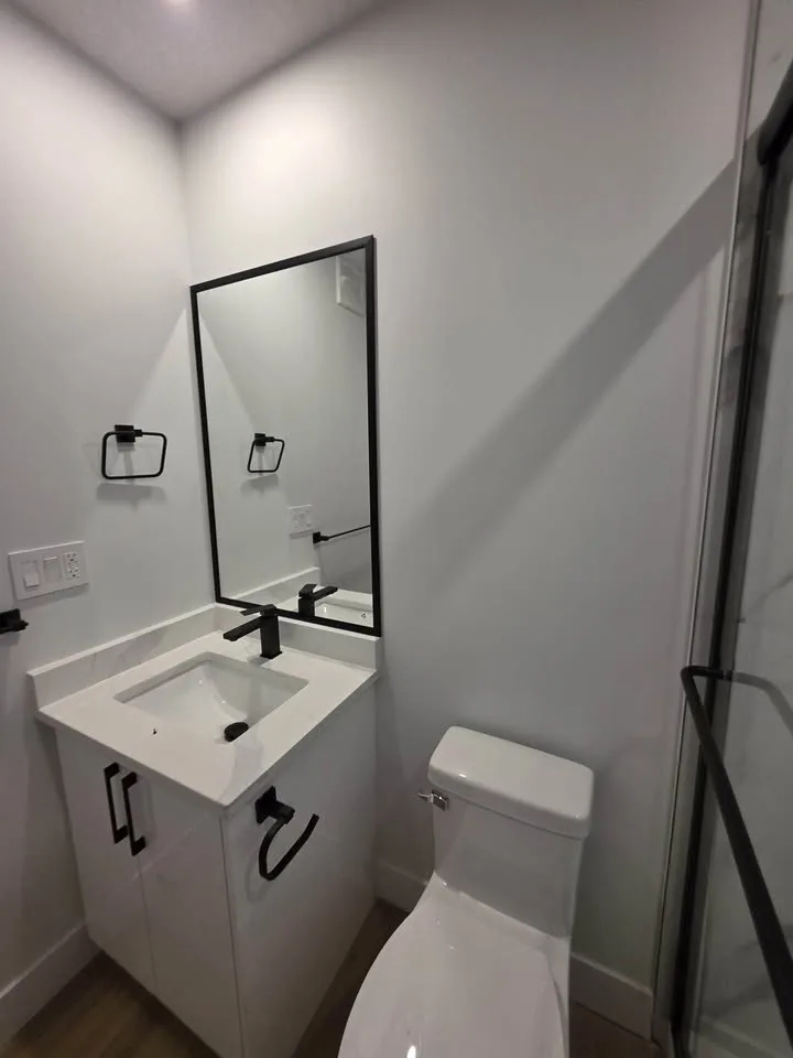 2 Beds 1 Bath - Apartment image indicator(10)