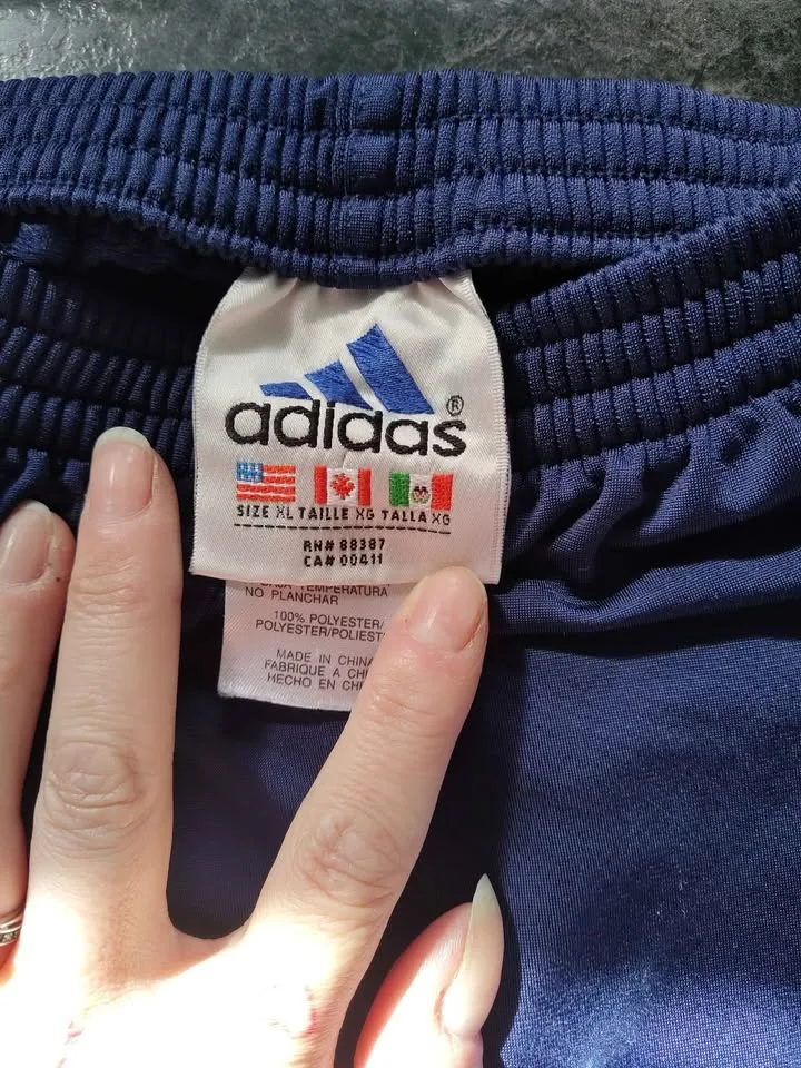Adidas clothing image indicator(7)