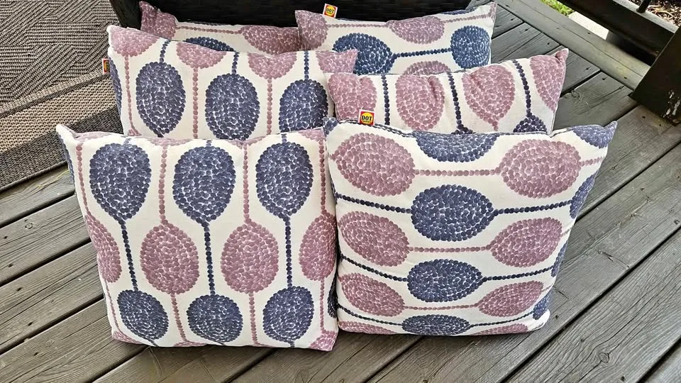 Decorative accent pillows thumbnail