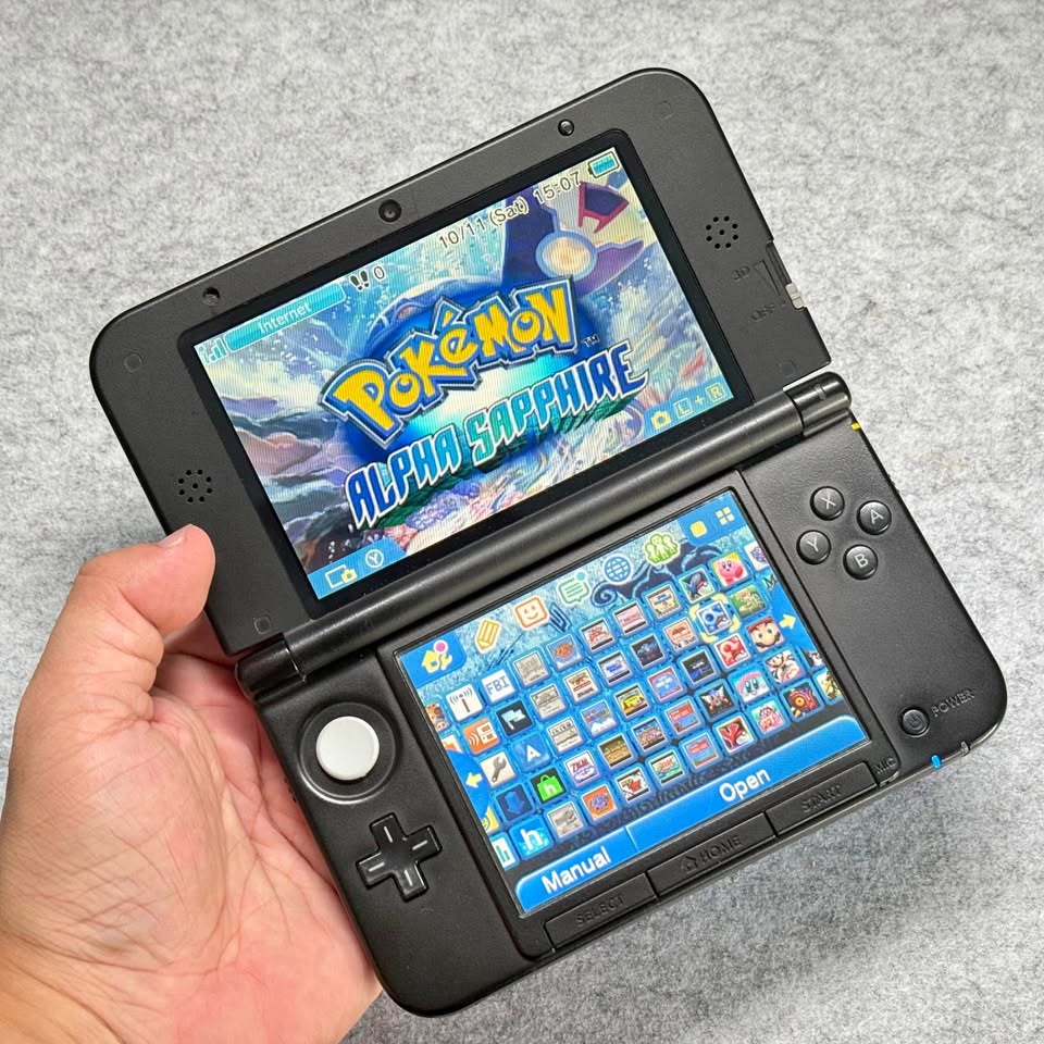 Nintendo 3DS XL/LL (Blue) – Condition 8.5/10