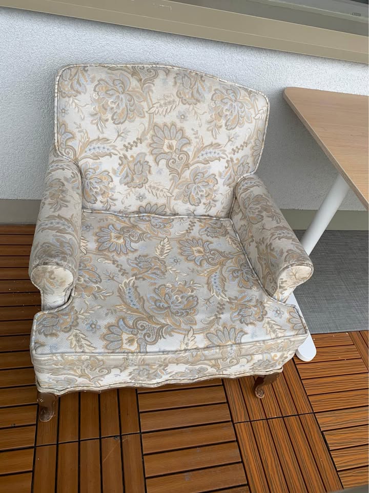 Cozy armchair for sale - photo 3