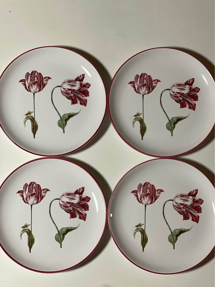 Set of 4 MMA Block Bernarda Tiger Tulips 8" Plates - photo 3