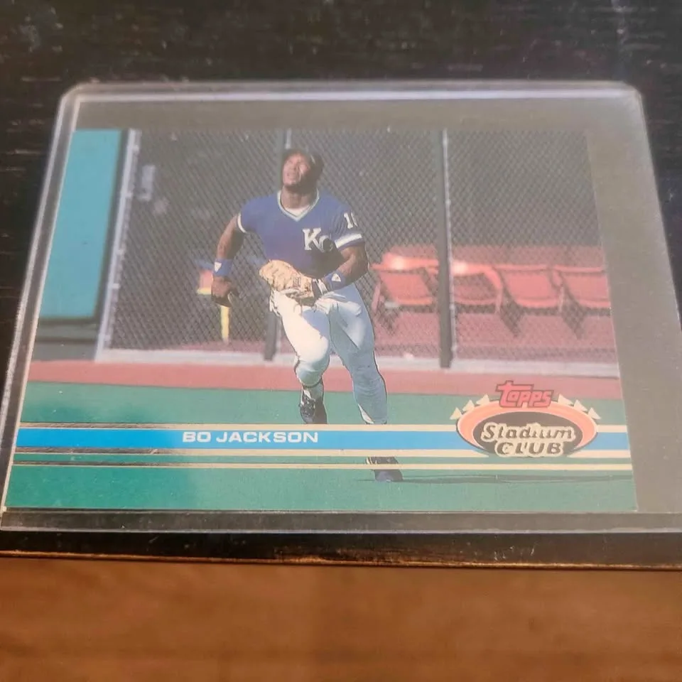 Bo Jackson rookie card