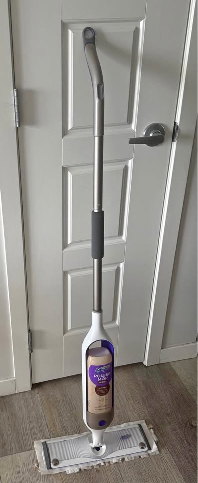 Brand new swiffer power mop