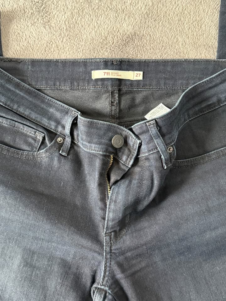 Levi’s 711 Skinny Dark Indigo Jeans - photo 3