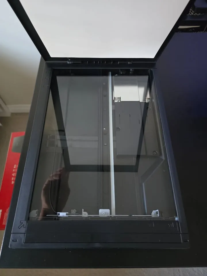 Canon CanoScan LiDE300 scanner image indicator(2)