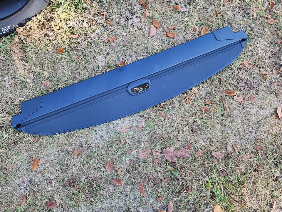 OEM BMW X3 retractable privacy cargo cover