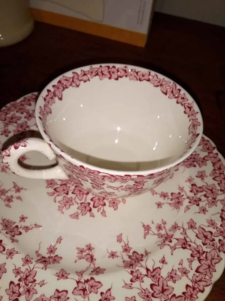 Crown Ducal 1930s Tea Set for Two image indicator(5)
