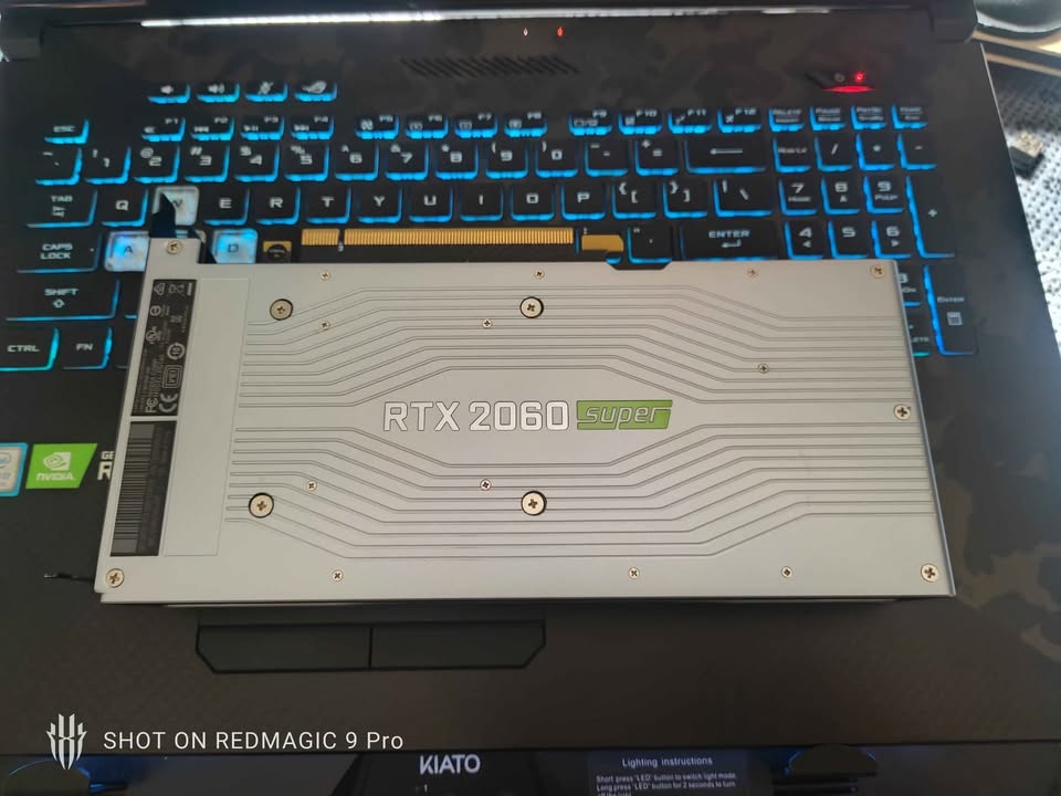 Nvidia Geforce RTX 2060 Super Founders Edition Graphics Card - photo 3