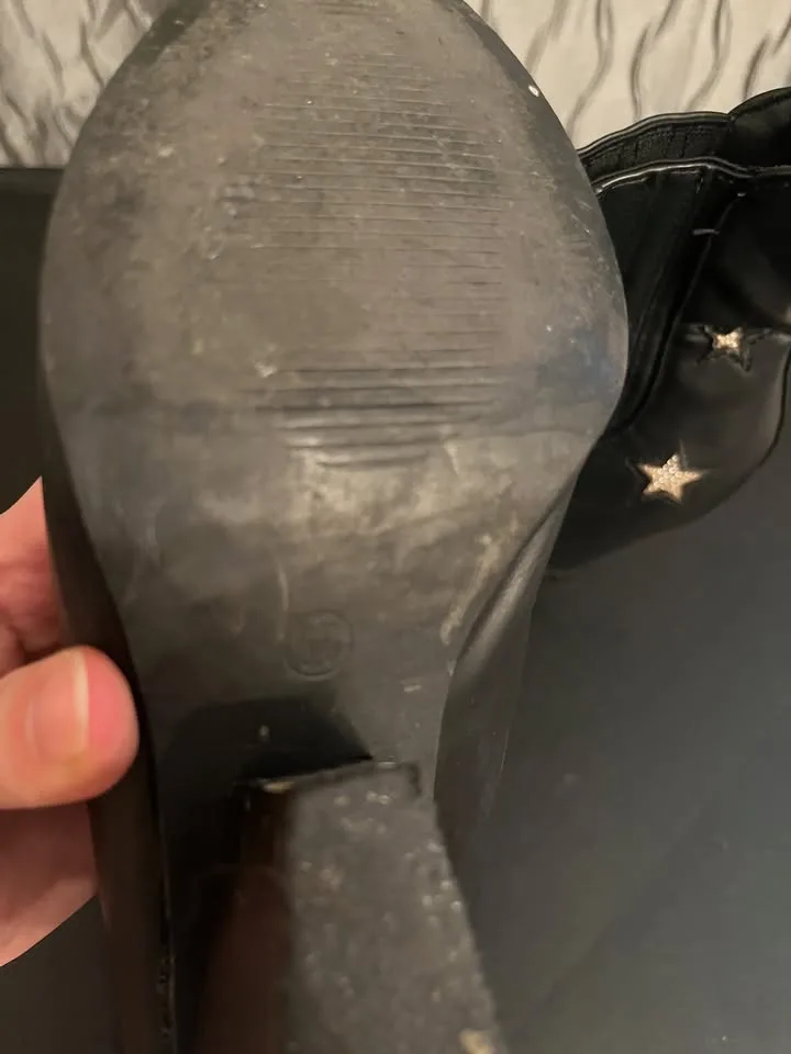 Wedged Star Embroidered Leather Booties (sz-5.5) image indicator(3)