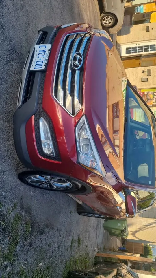 2014 Hyundai Santa Fe Sport 2.0T Limited AWD image indicator(2)