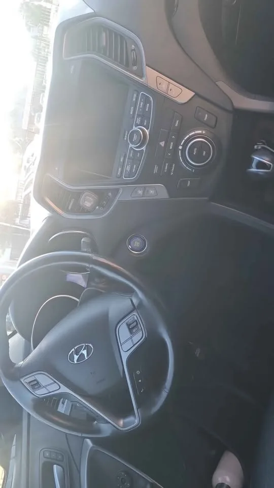 2014 Hyundai Santa Fe Sport 2.0T Limited AWD image indicator(7)