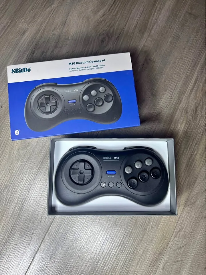🎮 8BitDo M30 Bluetooth Gamepad – Used Once, Like New!