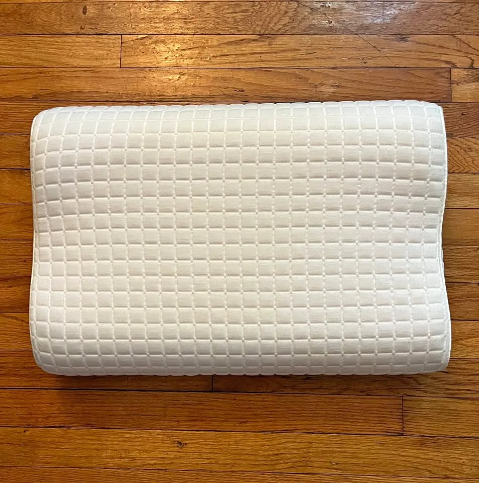 IKEA Ergonomic Pillow thumbnail