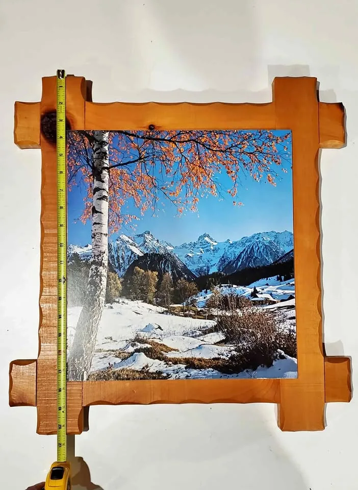 Wall frame in perfect condition thumbnail