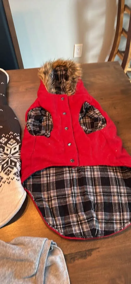 Dog Sweater Lot of 7 image indicator(5)