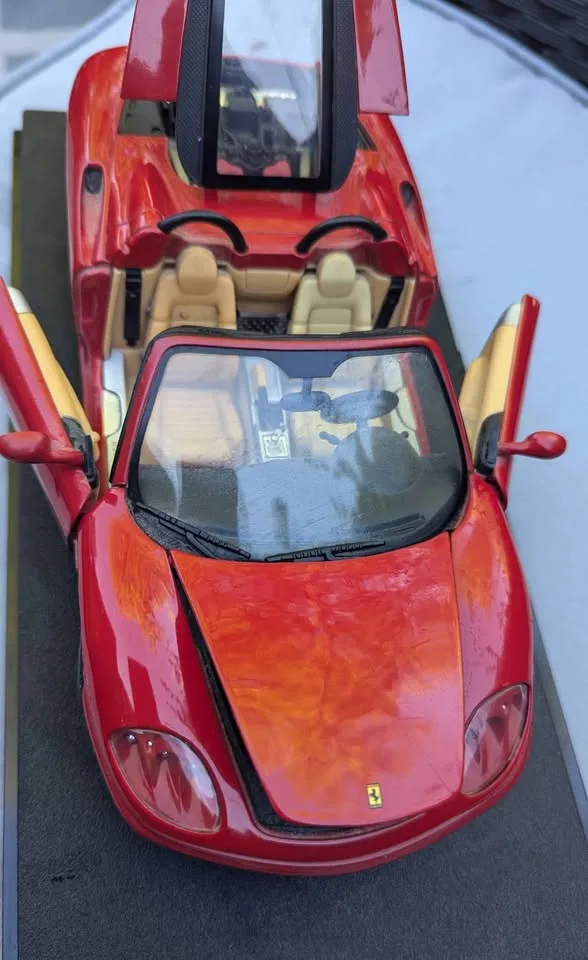 Vintage HotWheels 1:18 Ferrari 360 Spider Diecast Model 🏎️✨ image indicator(3)