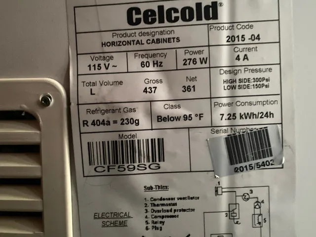 Celcold CF59SG 60" freezer cabinet image indicator(6)