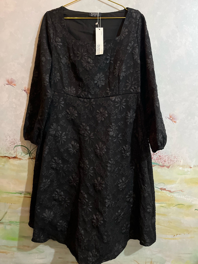 Bloomchic Black Floral Dress-Size 12-XL