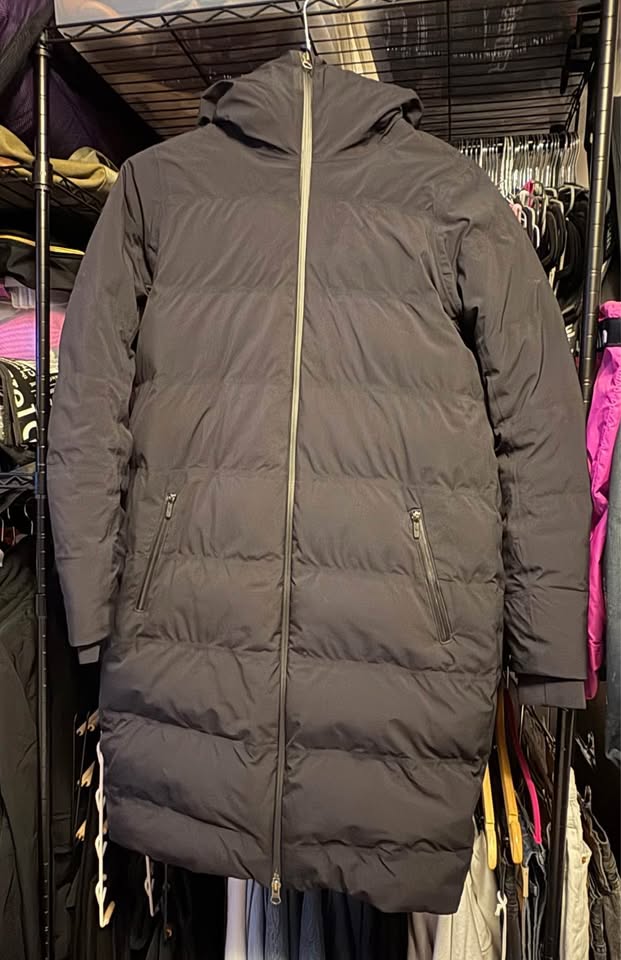 Lululemon Slush Hour Parka - Size 4 - photo 3