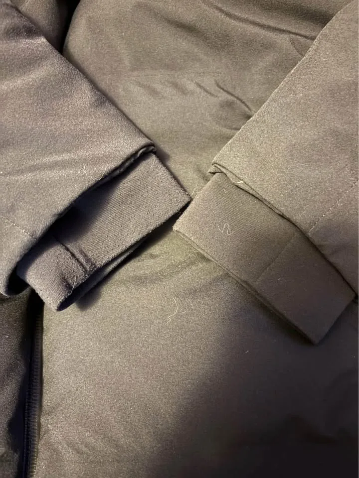 Lululemon Slush Hour Parka - Size 4 image indicator(5)