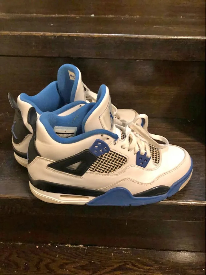 Nike Air Jordan 4 Retro Motorsports thumbnail