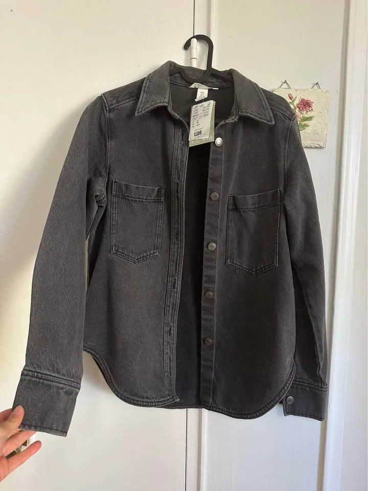 New H&M Black Denim Jacket image indicator(3)
