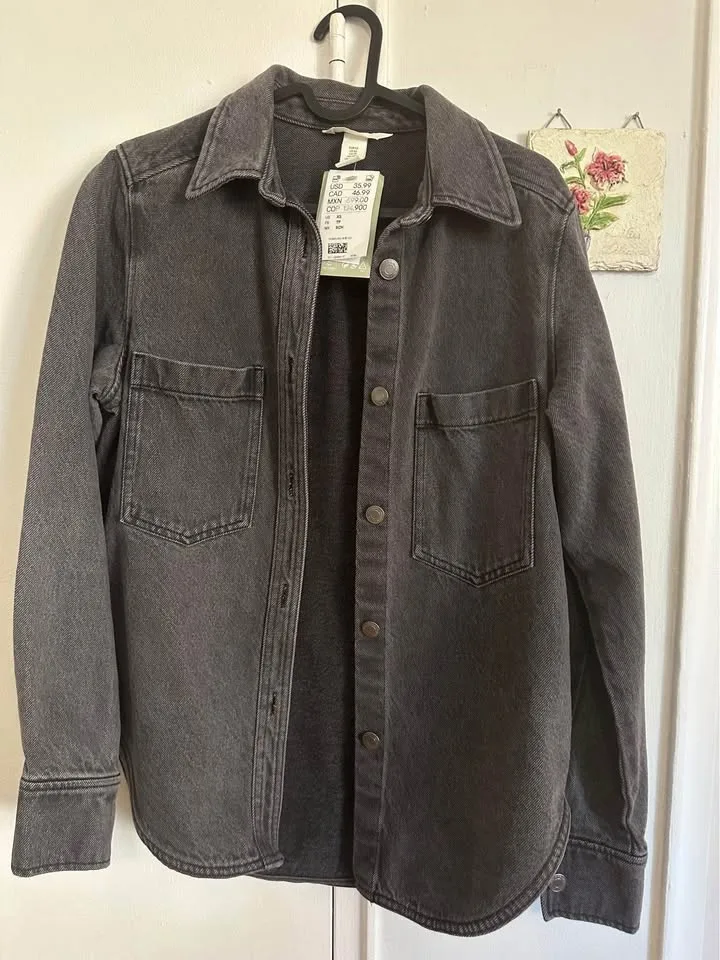 New H&M Black Denim Jacket image indicator(7)