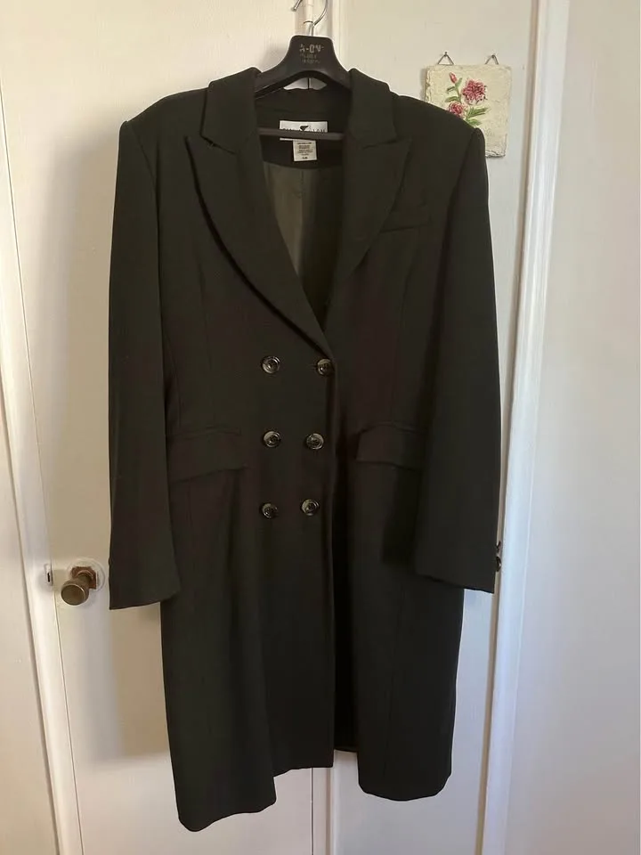 100% Wool Black Overcoat image indicator(5)