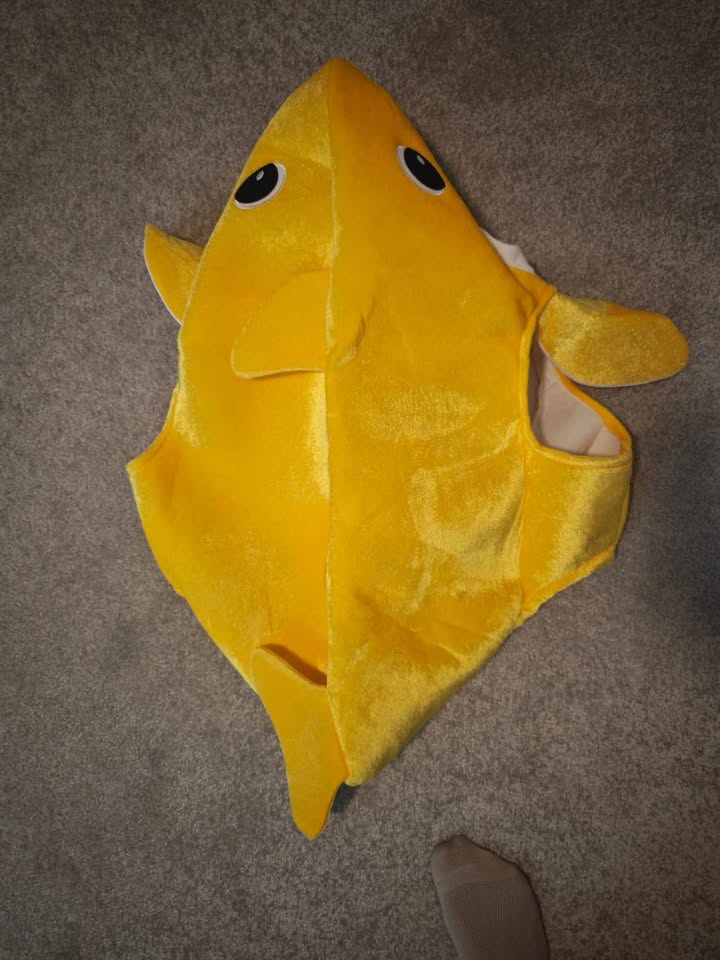 Baby Shark Costume (Toddler Size) - photo 3
