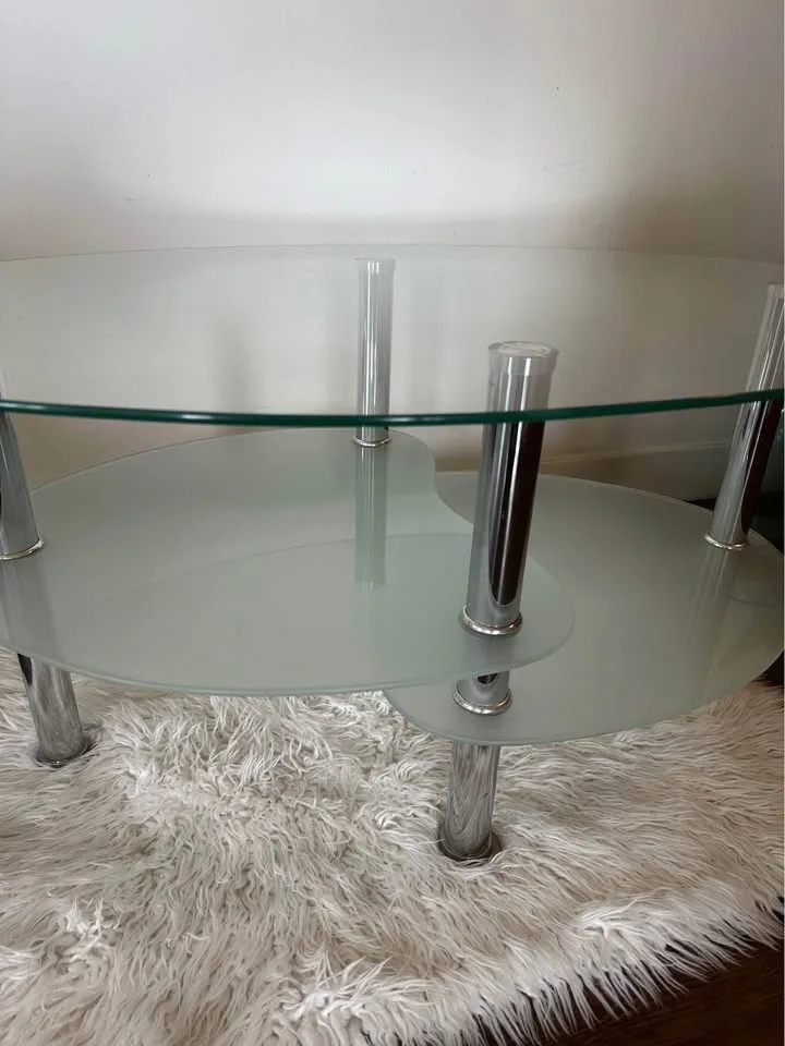 Modern Glass Coffee Table image indicator(3)