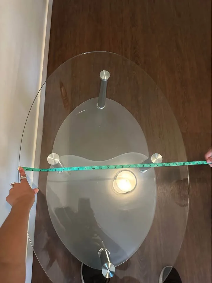 Modern Glass Coffee Table image indicator(7)