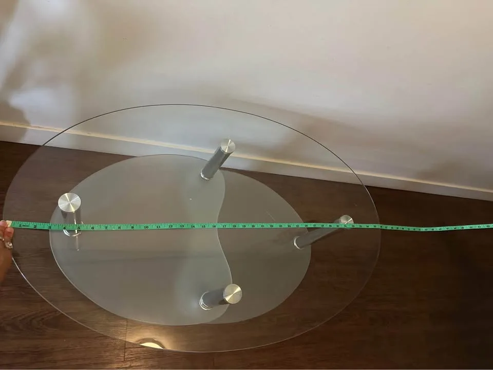 Modern Glass Coffee Table image indicator(8)